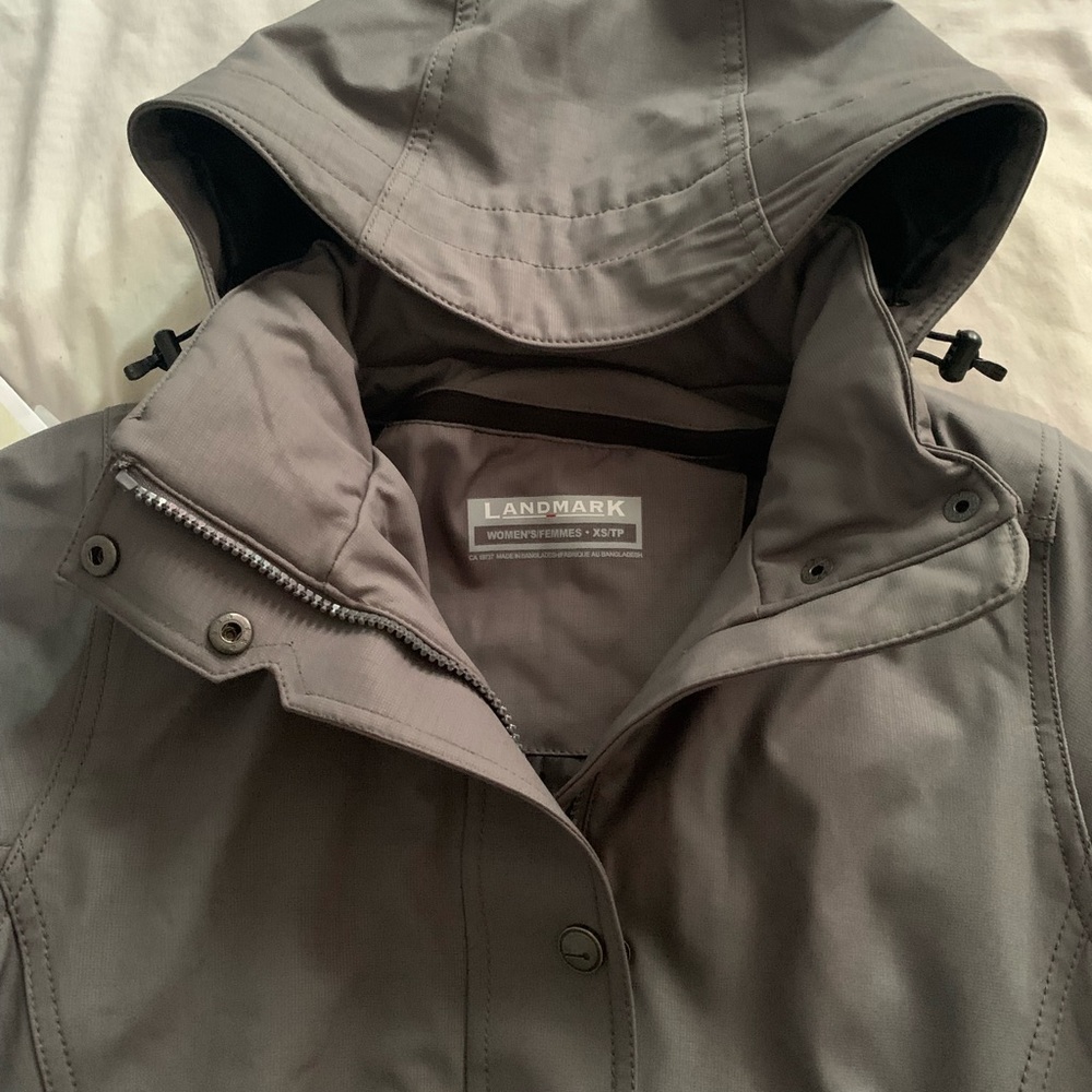 Never worn Fall hooded jacket - Picture 3 of 3